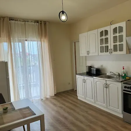 Simple And Affordable In With Available Parking Space * Bansko