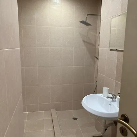 Simple And Affordable In With Available Parking Space Apartman *