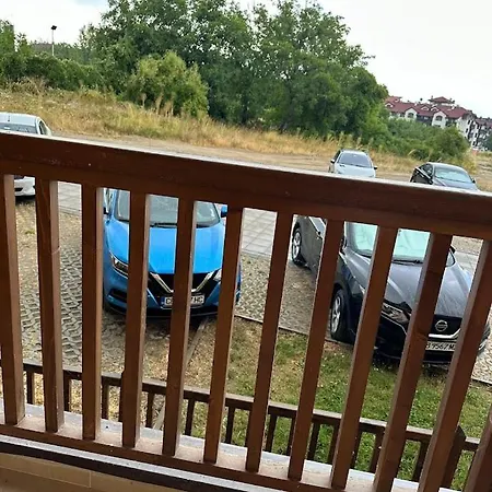 Apartman Simple And Affordable In With Available Parking Space *